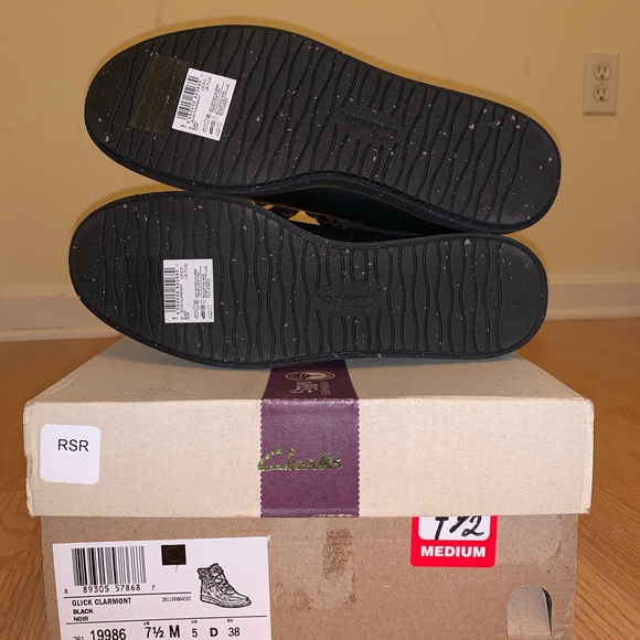 Clarks - Picture 7 of 7